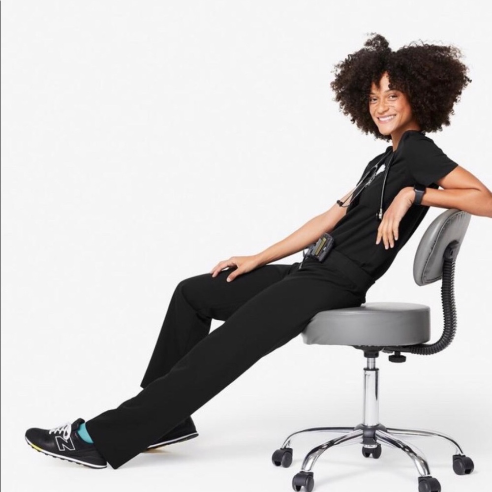 Figs▪️Black Mdm/Petite Livingston basic scrub pant